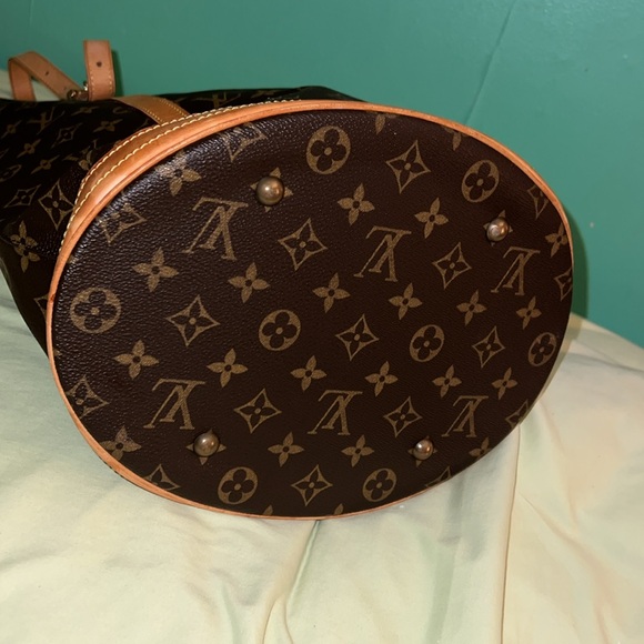 Louis Vuitton monogram Marais bucket bag - Picture 3 of 15